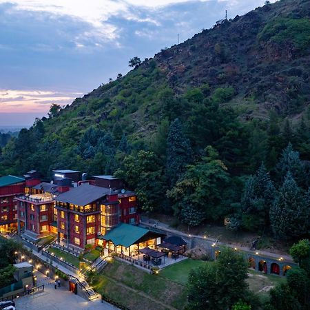 Hotel Golden Tulip Srinagar Exteriér fotografie