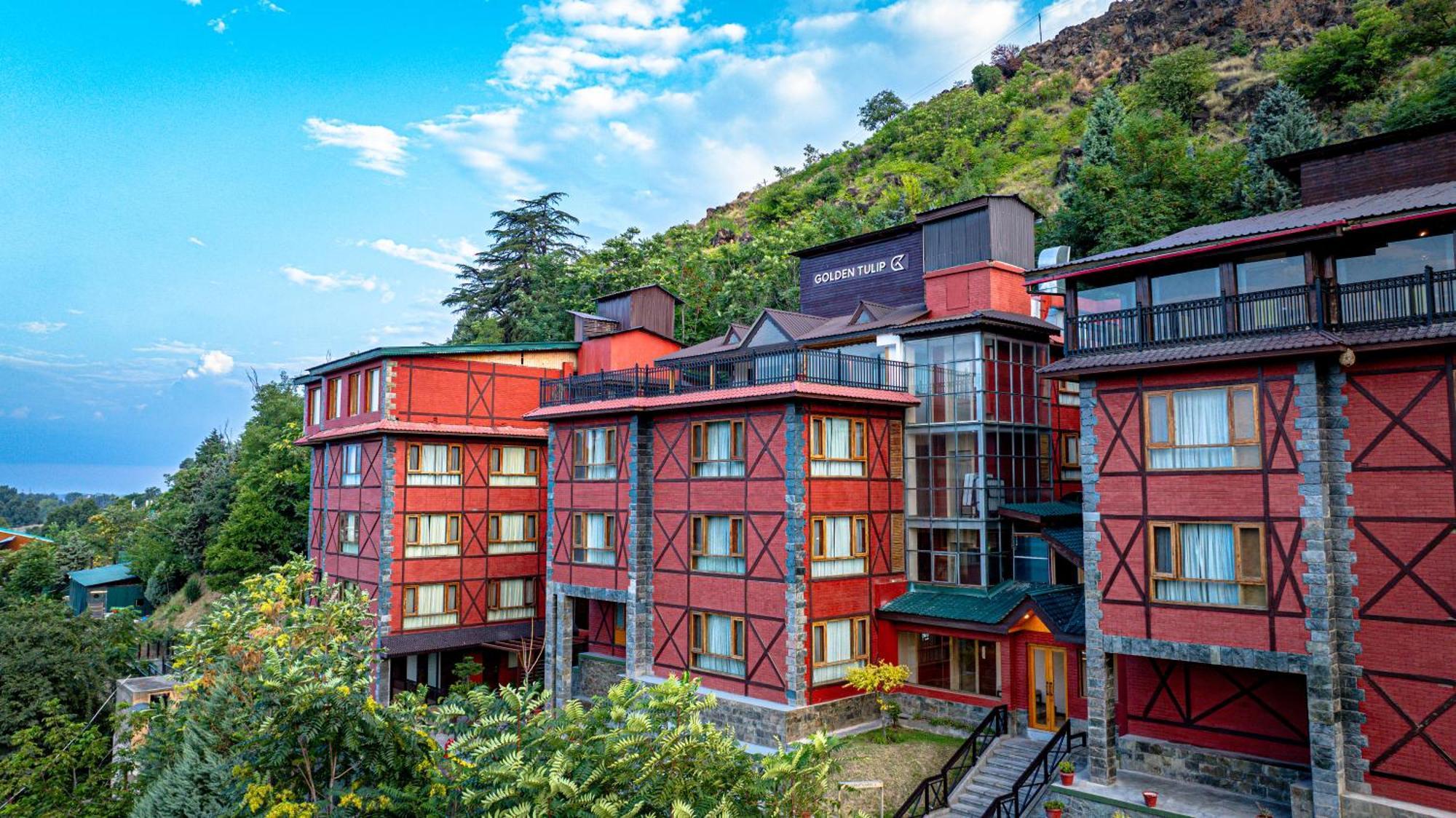 Hotel Golden Tulip Srinagar Exteriér fotografie